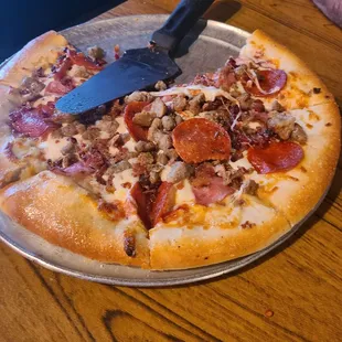 Meat pizza