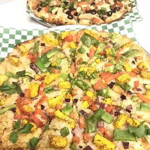 Vegan chicken pizza.  So many to choose from