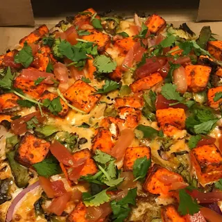 Tandoori Paneer Pizza