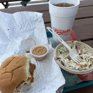 Eating here now, world class small town casual, excellent food/service/people/atmosphere/music ~   2 thumbs up!  I'll be back often.