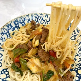 Bostan Special Lagmen过油肉拌面