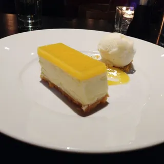 Pineapple Gelee Cheesecake