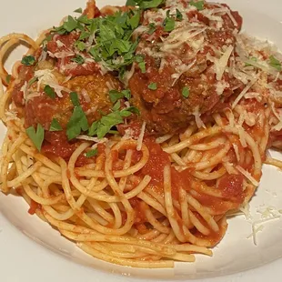 Spaghetti w meatballs