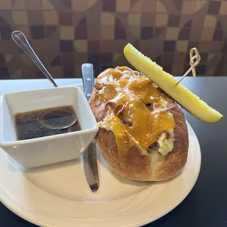 Applewood Roast Beef Au Jus Sandwich