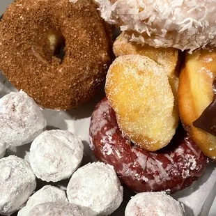 Donuts. December 2021.