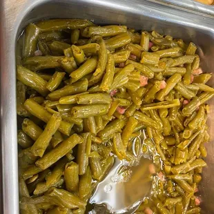 Peep those SEASONED green beans