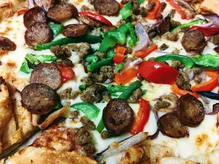 Tropicana Pizza