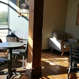 Seating Area at Boston Stoker Troy