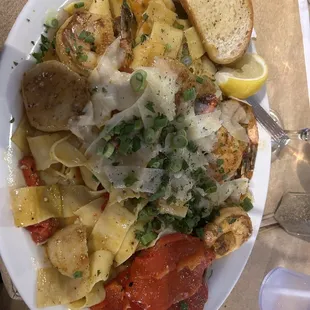 cajun shrimp &amp; scallops