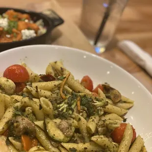 Veggie Pesto Pasta