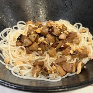 If you like spicy, you have to get Dan Dan Noodle. So delicious.