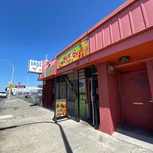 Botanas Poblanos: outside