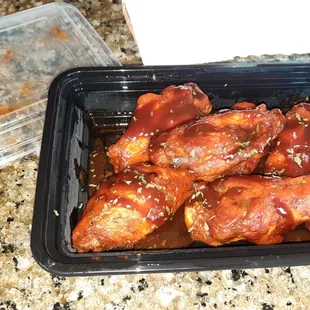 BBQ/Buffalo flavored wings!