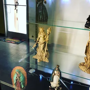 Hecate goddess of magic, crossroads, ghosts and necromancy