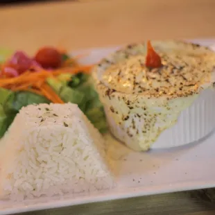 Brazilian Shepherd&apos;s Pie filled with seasoned dried meat.