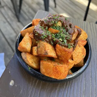 Las Bravas