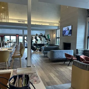 Great Bar and lounge tasting section