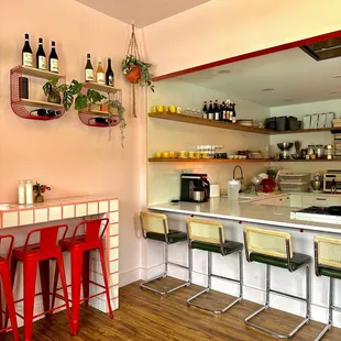 ig: @whatsviveating  |  inside