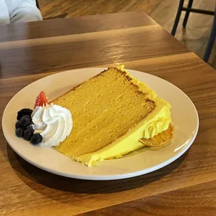 Limoncello Cake