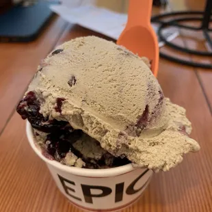 Paisley Cave Complex