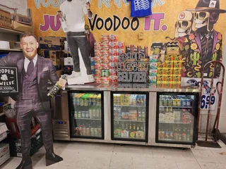 Gus's Liquor Store