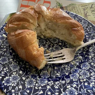 The honey danish recipe has changed . At about 5$ per danish, it was ALL bread and little filling . disappointing  !