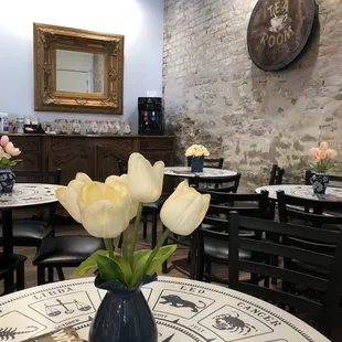Table and drink area in the Tea Room.