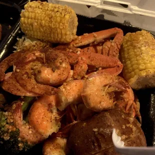 1. Dungeness Crab Combo with Steamed Shrimp