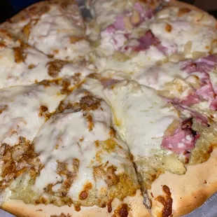 Chesapeake Pizza &amp; Hawaiian Pineapple Pizza