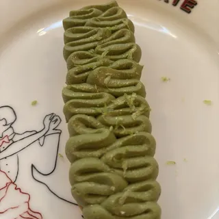 YUZU/MATCHA FINGER TART