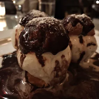 PROFITEROLES