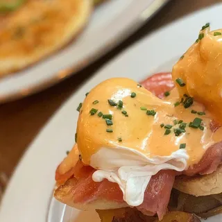 EGGS BENEDICT