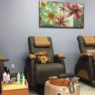 Spa pedicure chairs