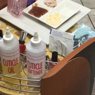 The cappuccino service...