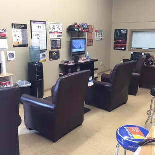 Coffee, water, tv, and comfy chairs all included