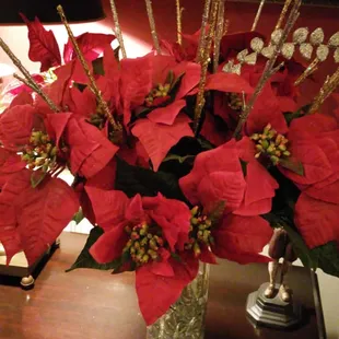 Boudreaux's Catering - Christmas decor