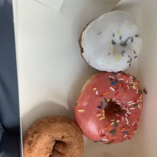 Strawberry Iced Cake Donut