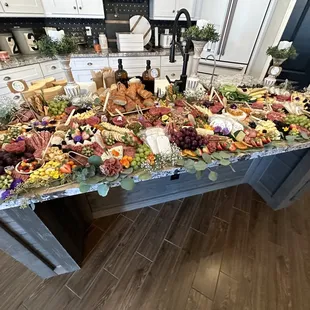 75 person grazing table