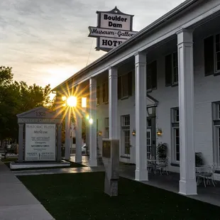 Boulder Dam Hotel