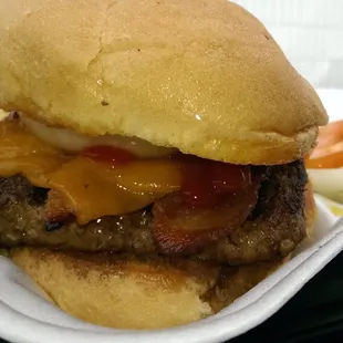 Side view of the bacon cheeseburger.