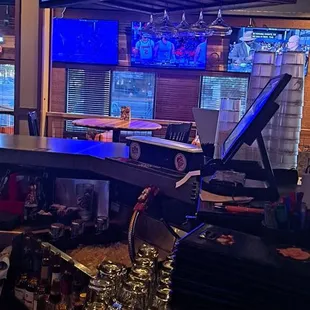 interior, oysters and mussels