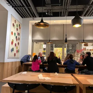 Great long tables for groups