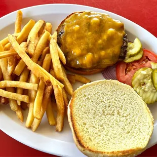 Cheeseburger and fries (Xtra crispy)