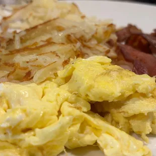 Kids' breakfast plate