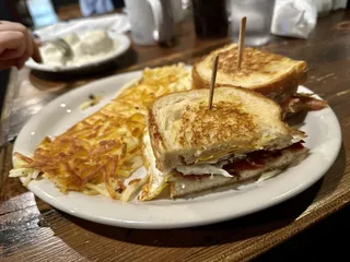 Scramblez Grill & Bar