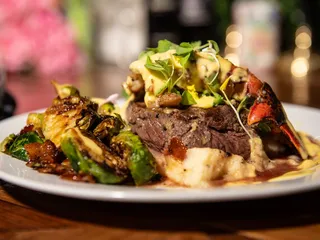 The White Oak Cottage