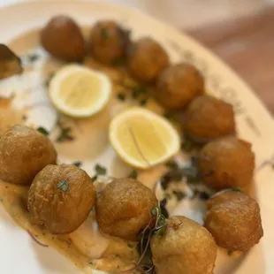 Crab beignets amazing !