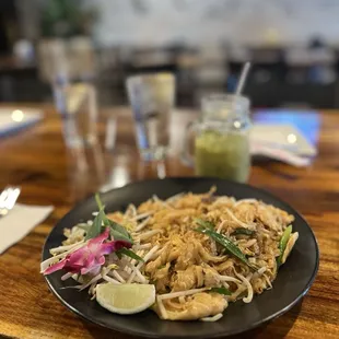 noodle dish, noodle soup, ramen, food, noodles, ramen and noodles