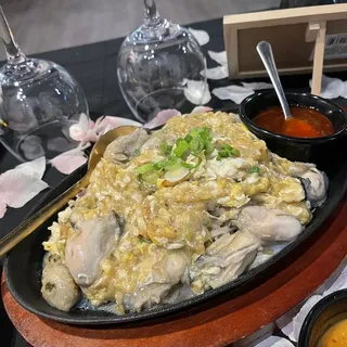 Sizzling Oyster Omelette