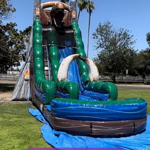 22 feet Jurassic rush water slide